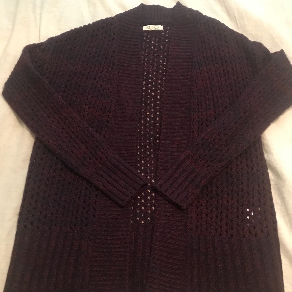 Women’s purple/maroon oversized cardigan